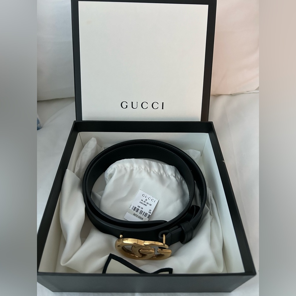 Gucci Leather Belt with Double G Buckle - Picture 1 of 5